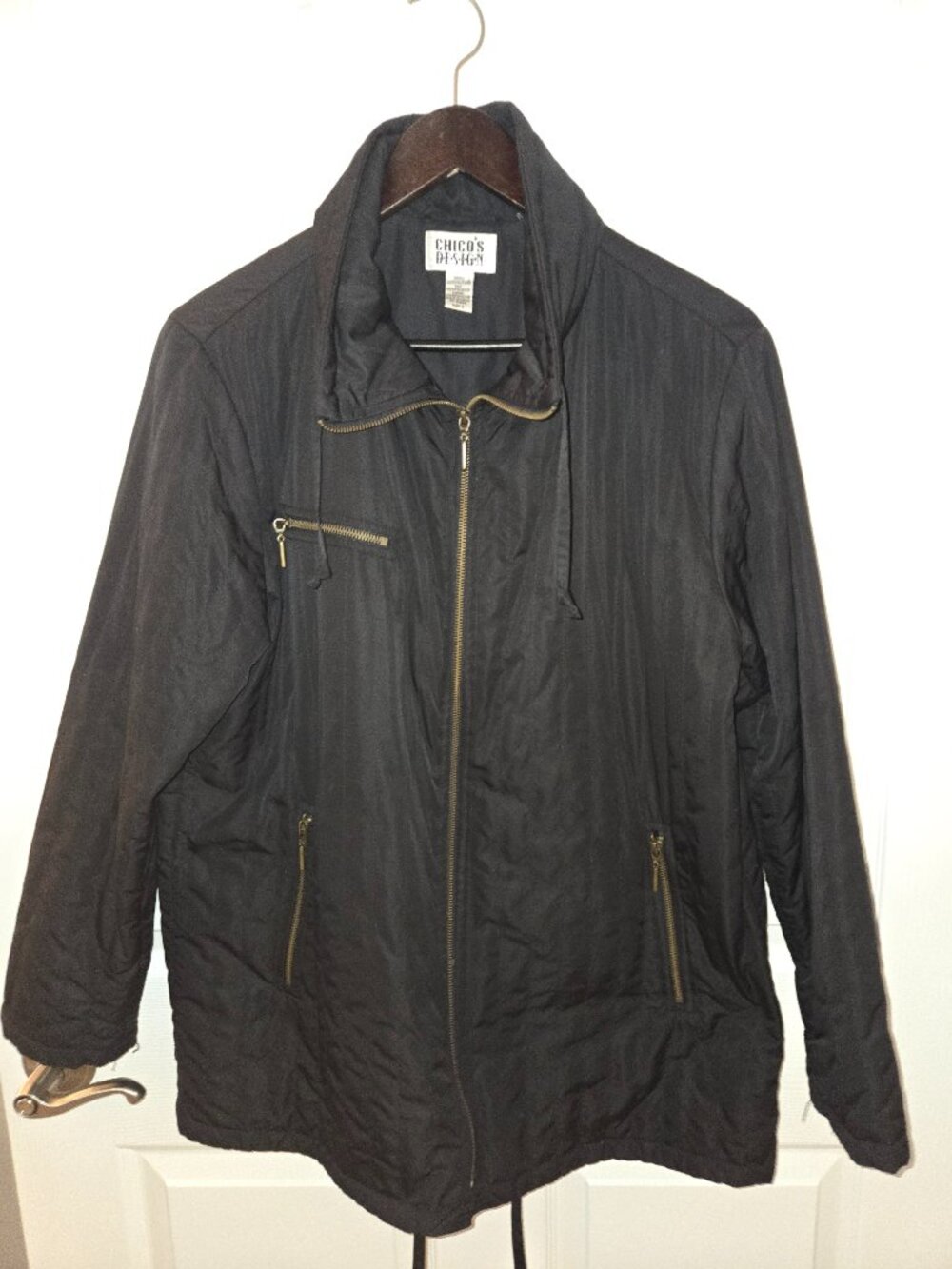 CHICO'S lightweight black jacket Chico's size 2 (12-14)